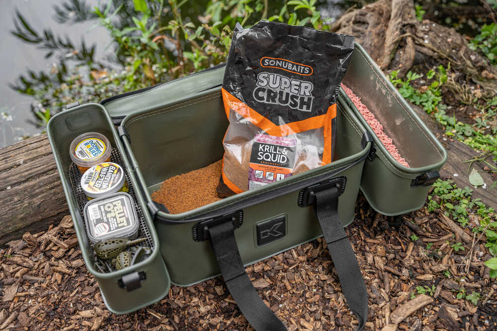 Korum Eva Tackle & Bait Station