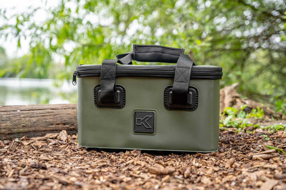 Korum Eva Tackle & Bait Station