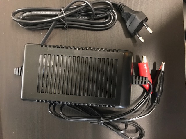 Think Big Ladegerät für Akku 12 V; 10 Ah