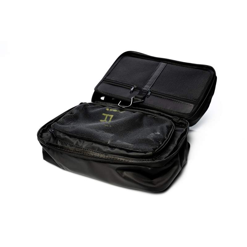 RidgeMonkey LX Bath Towel and Weatherproof Shower Caddy Set