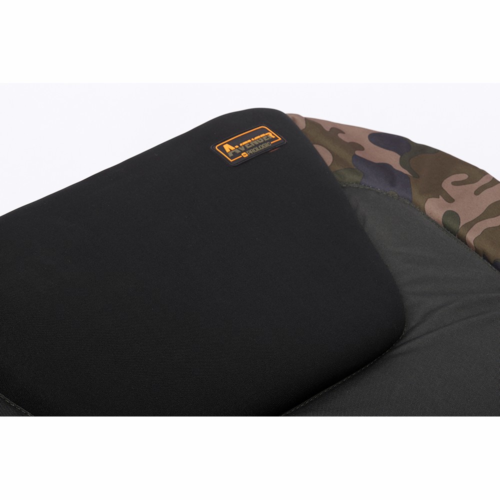 PROLOGIC AVENGER BEDCHAIR 8 LEG 120KG PROLOGIC AVENGER BEDCHAIR 8 LEG 120KG