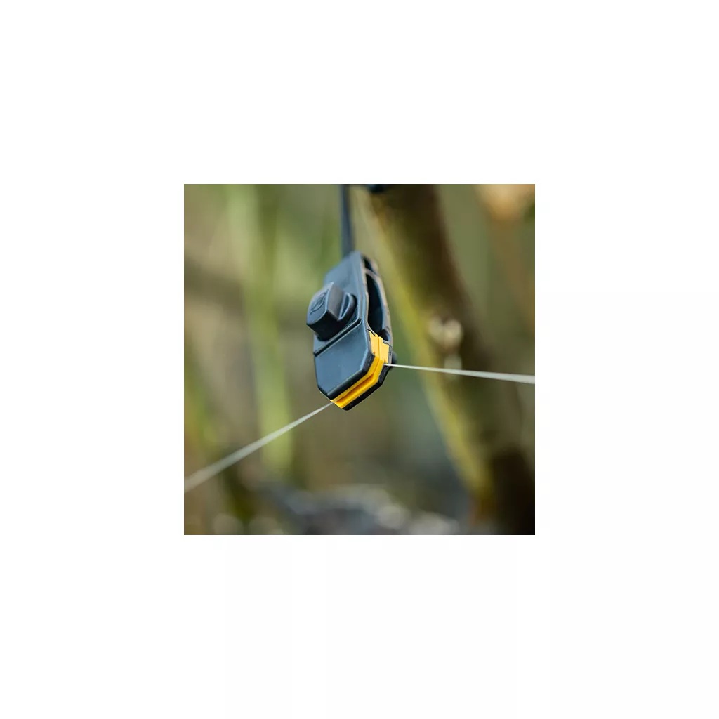 Pole Position Bank Line Clip