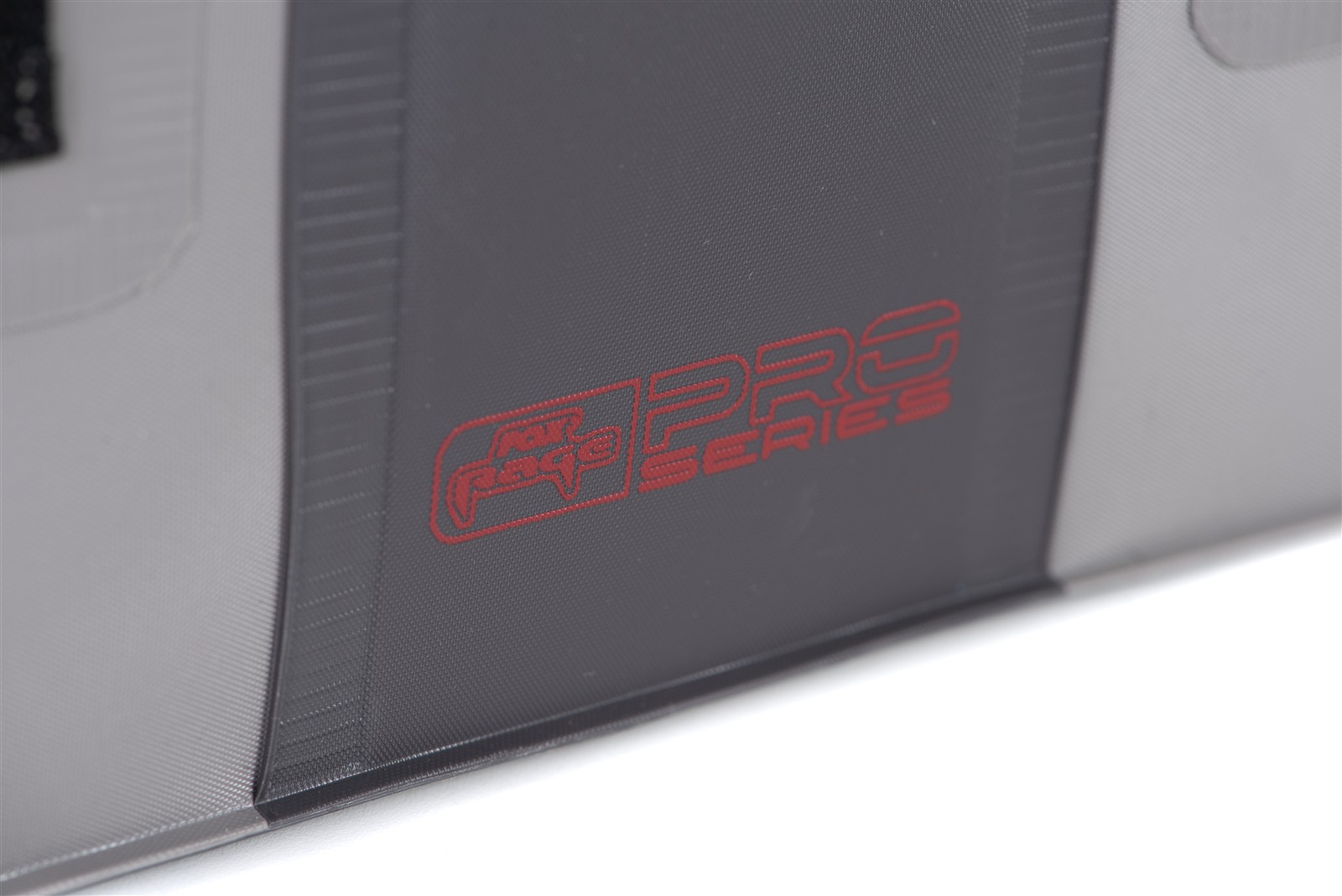 Fox Rage Pro Series Medium Welded Bag Medium